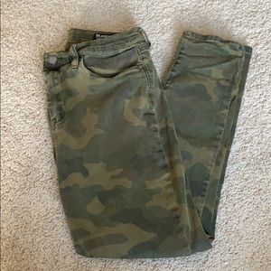 Green camo jeans